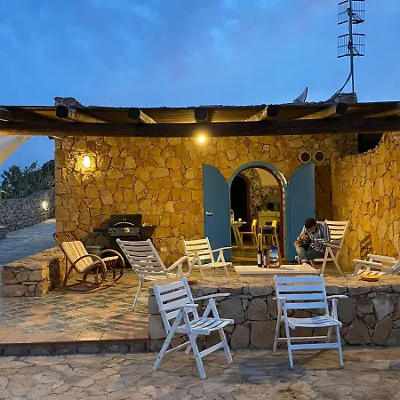Villa Sitari